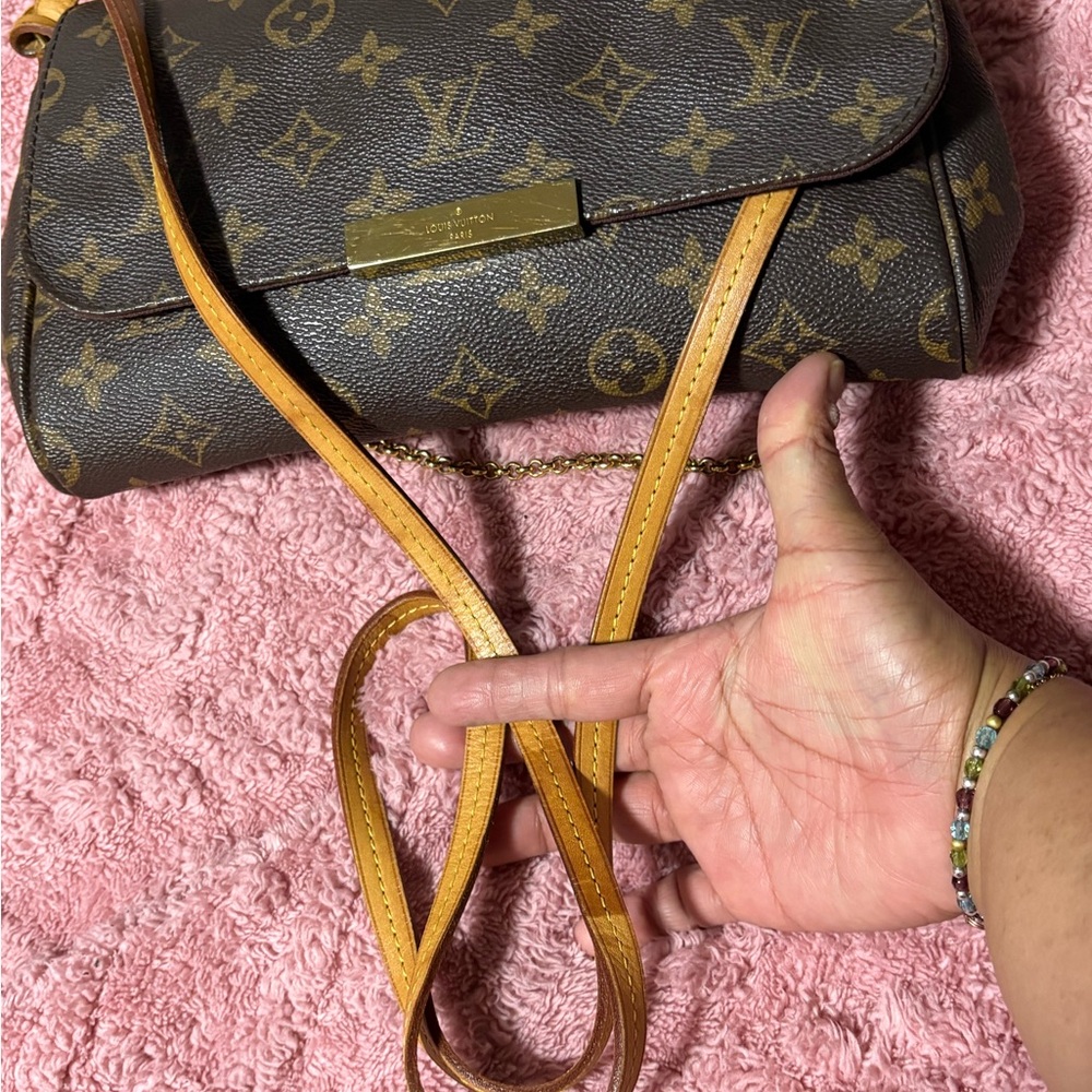 Louis Vuitton Brown Monogram Favorite Crossbody Bag - Picture 9 of 16